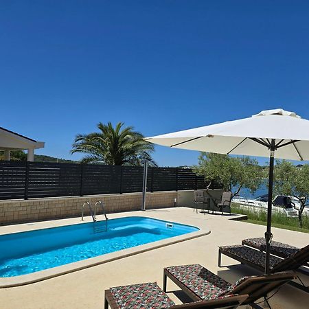Olive Garden, Apartment With A Private Pool バニョレ エクステリア 写真